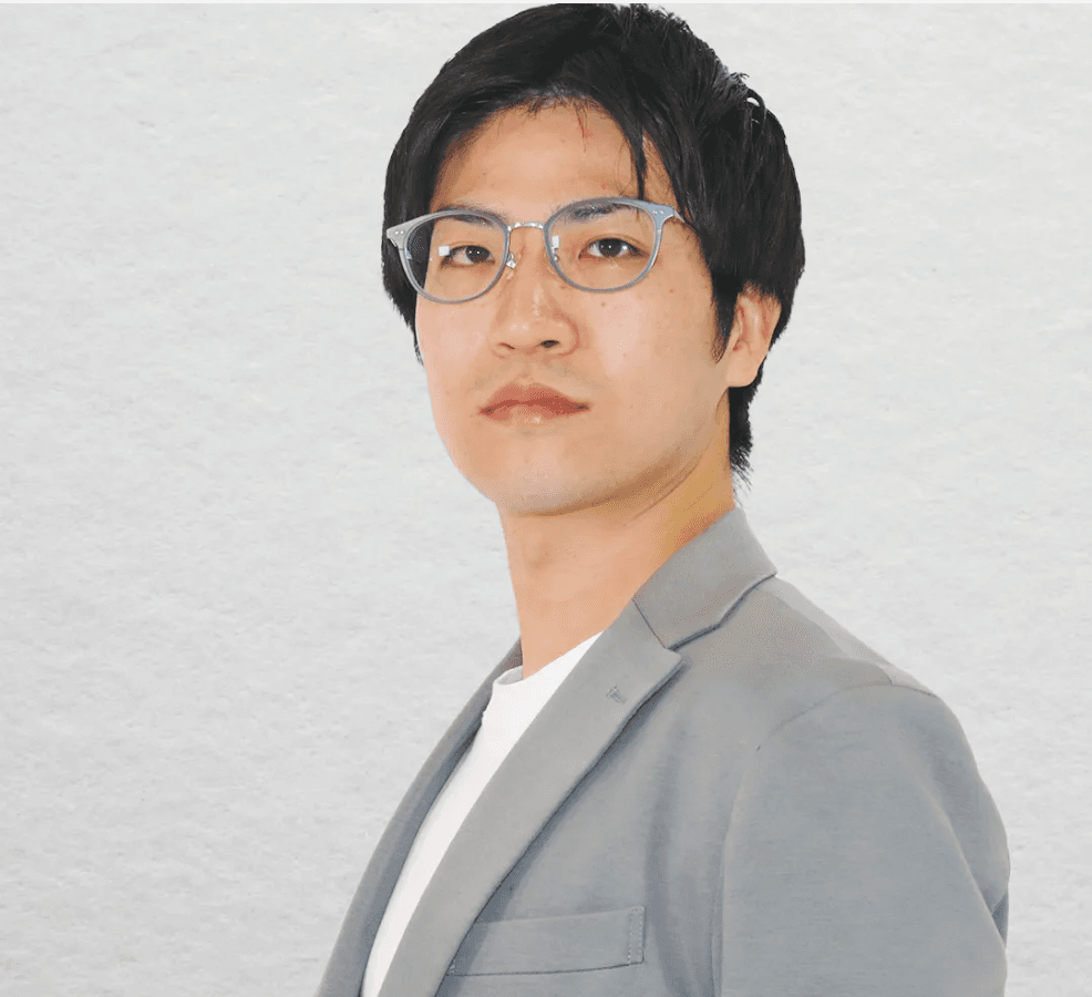 飯田 友広 - CEO / 代表取締役